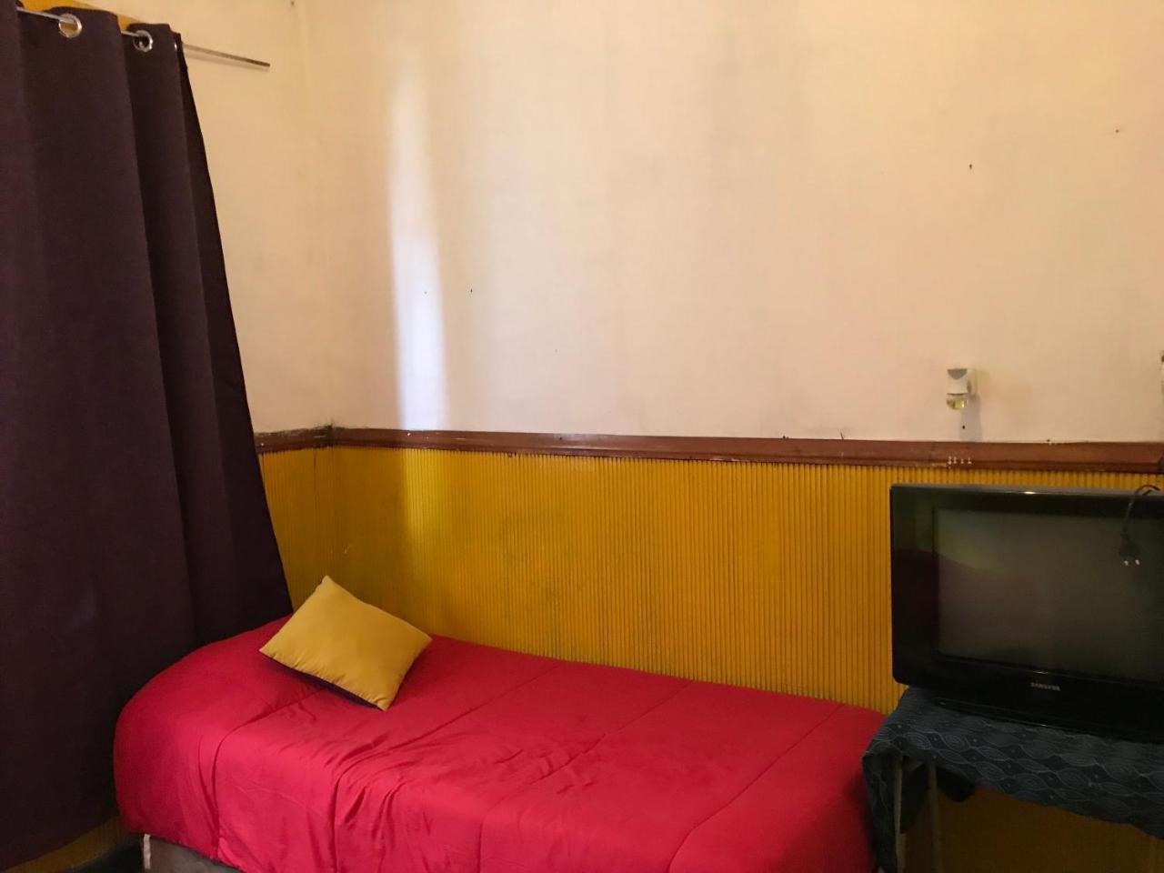 Rustik Hostel Puerto Montt Eksteriør billede